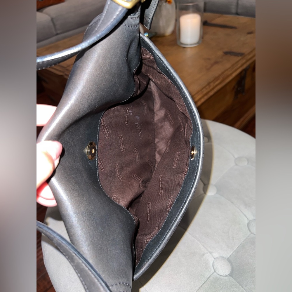 Coach Vintage Legacy Flap Leather Shoulder Bag - Picture 16 of 17